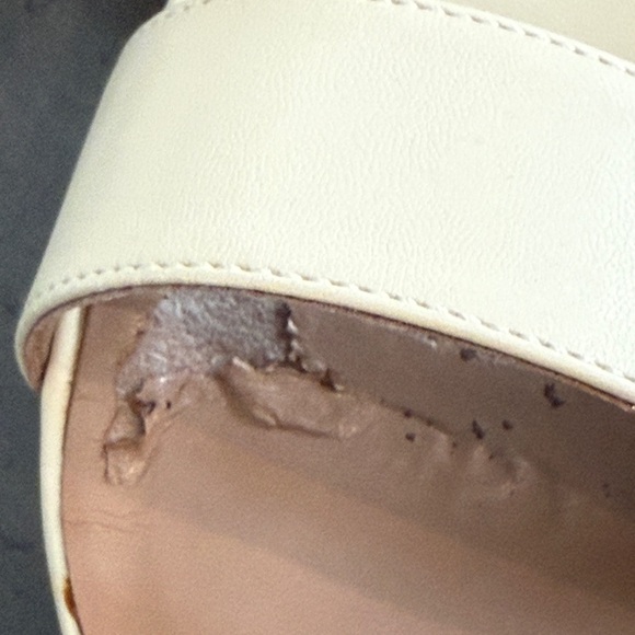 AEROSOLES 8.5 Emmex Cream Block Heel Sandals - Picture 8 of 13